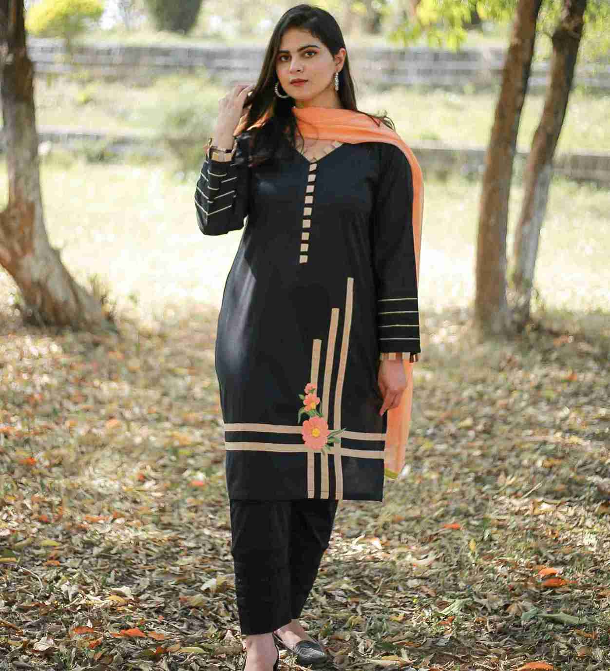 Black With Peach Bunch, 3pc Dress