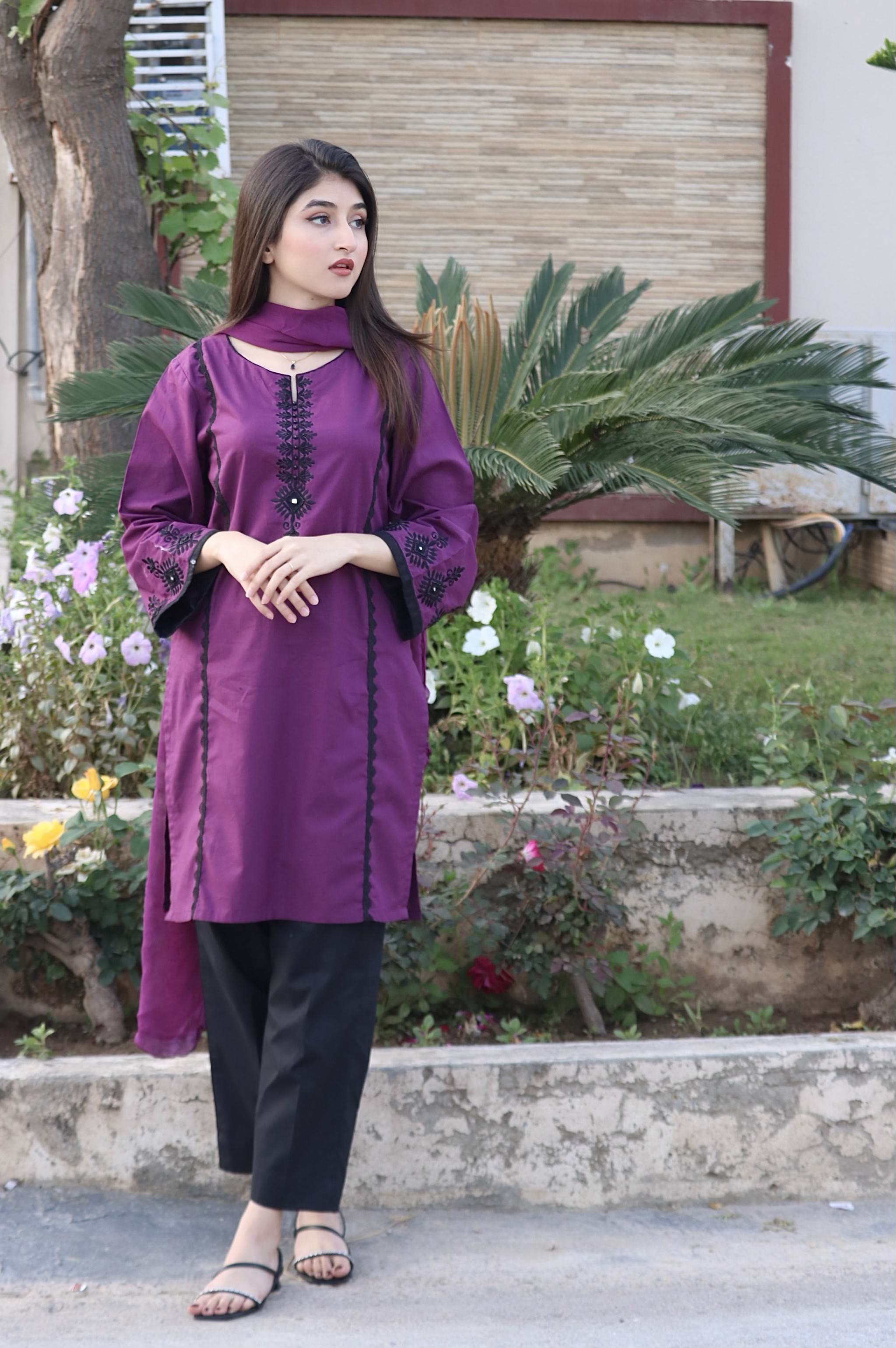 Purple embroidered 3pc Cotton