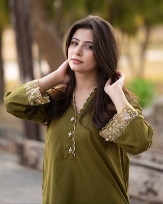 Leaf Green With Skin Embroidery 2pc